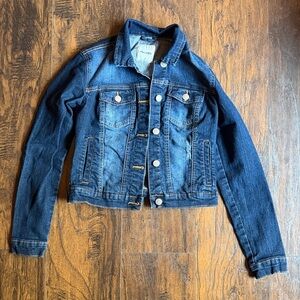 Sz Small Miss Selfie Distressed Denim Jean Jacket (M13)